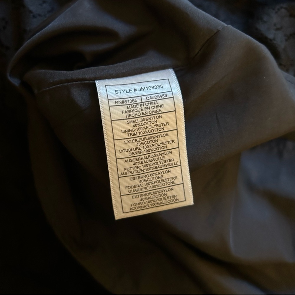 Betsey Johnson Women’s Black Lace Lined Short Sleeve Dress V Neck Size 10 Goth - Picture 9 of 13